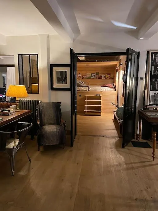 Tres Beau Loft Industriel Paris 20E Apartment