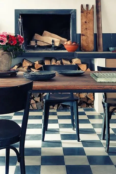Tres Beau Loft Industriel Paris 20E Apartment 0*,  France